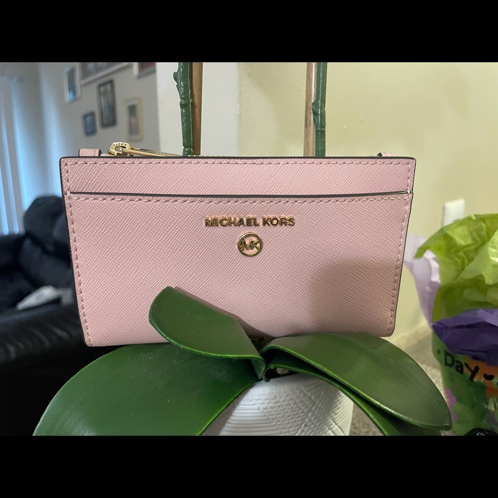 Micheal kors wallet